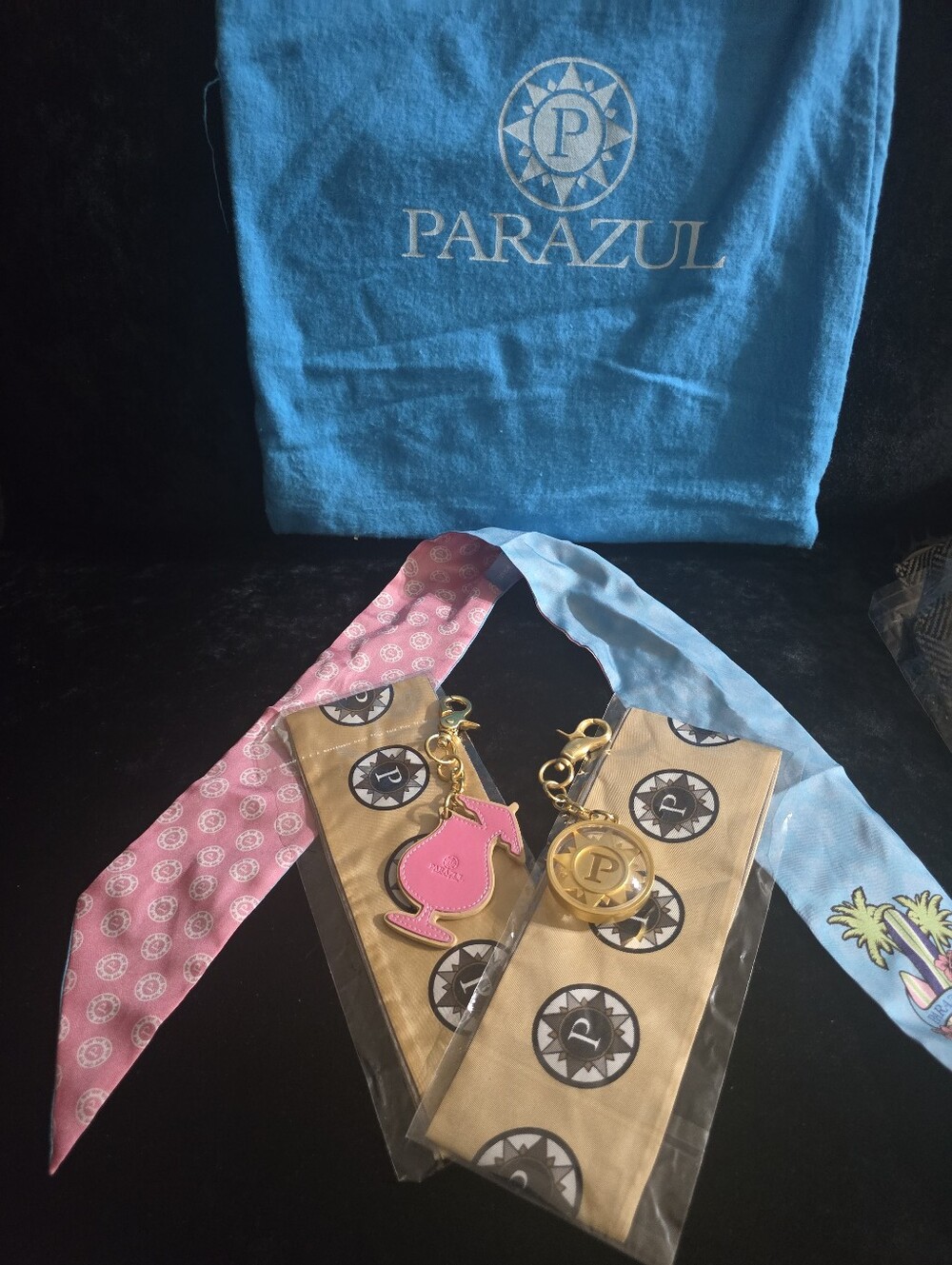 Parazul Black & Tan Crossbody Tote Bag – Bundle with Scarf & Charm + Dust Bag